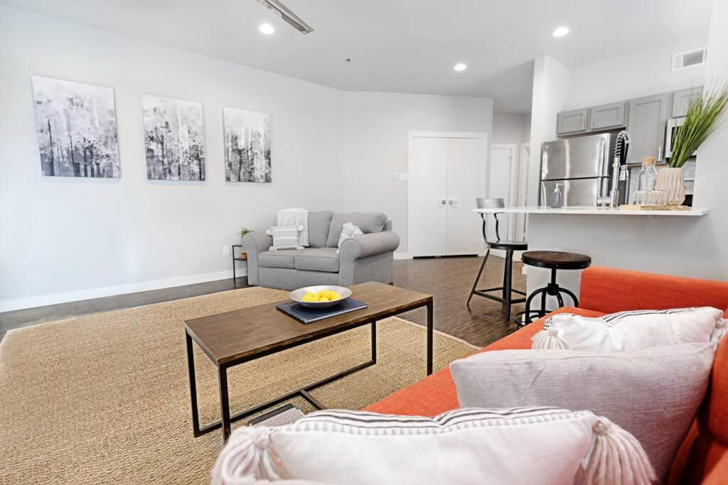 The Kozy Urban Dallas Flat Extérieur photo