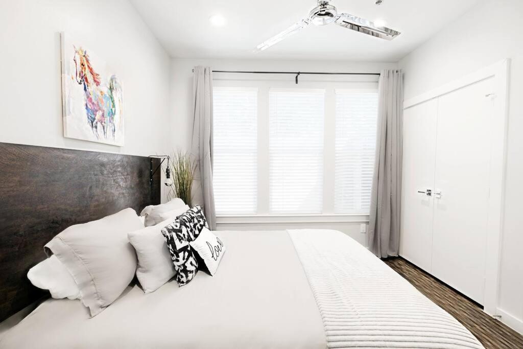 The Kozy Urban Dallas Flat Extérieur photo